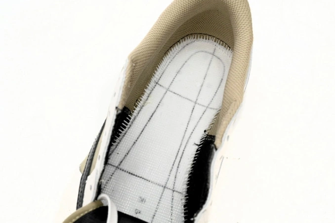 Low x Travis Scott Jordan Air Golf FZ3124-200 1 0928